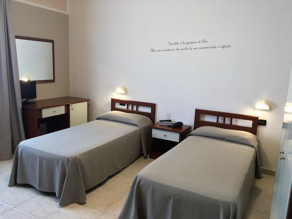 Hotel Euro San Giovanni Rotondo Kültér fotó